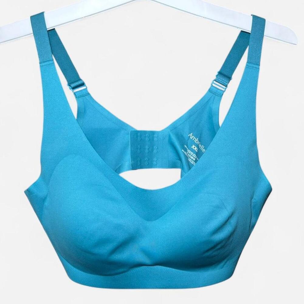 Ambrielle Women’s XXL Seamless Wireless Bra Blue